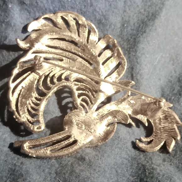 Oscar de la Renta 2 3/4" brooch - Picture 2 of 4